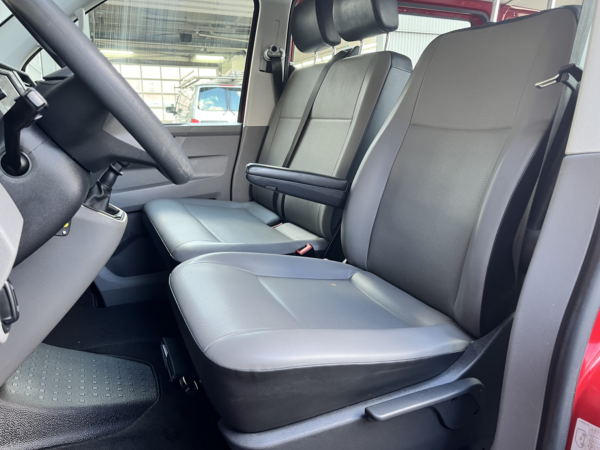 Foto van Volkswagen Transporter Kombi