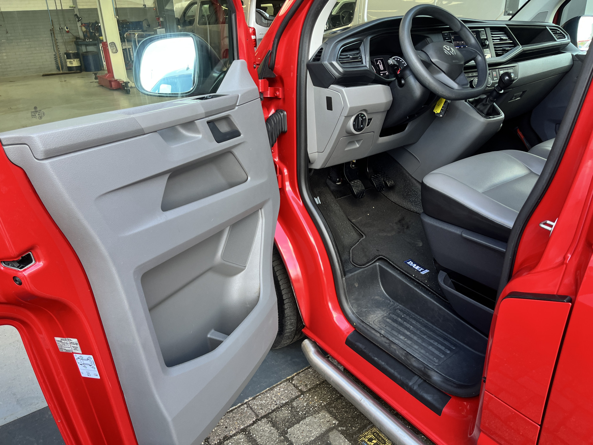 Foto van Volkswagen Transporter Kombi