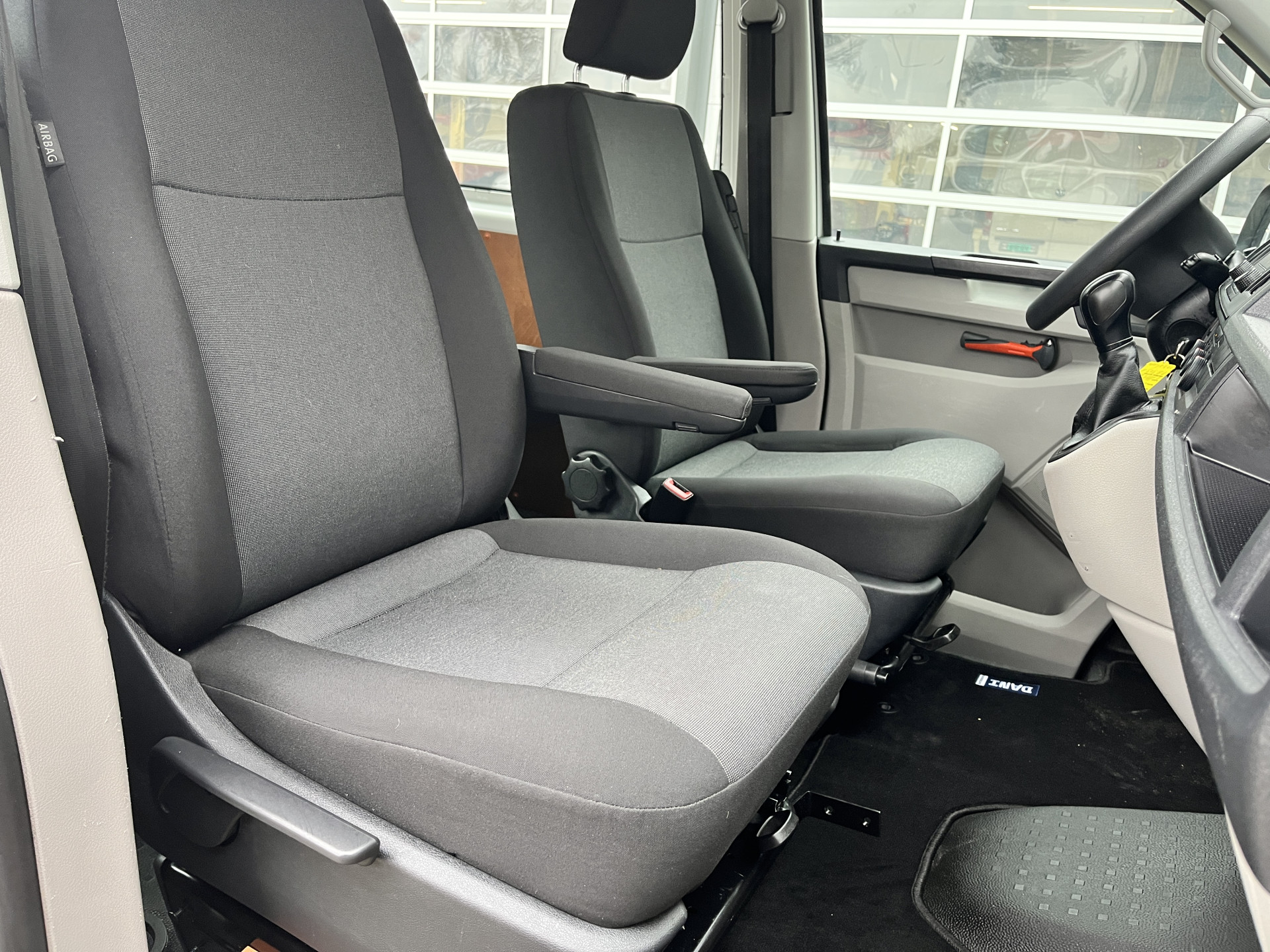 Foto van Volkswagen Transporter Kombi