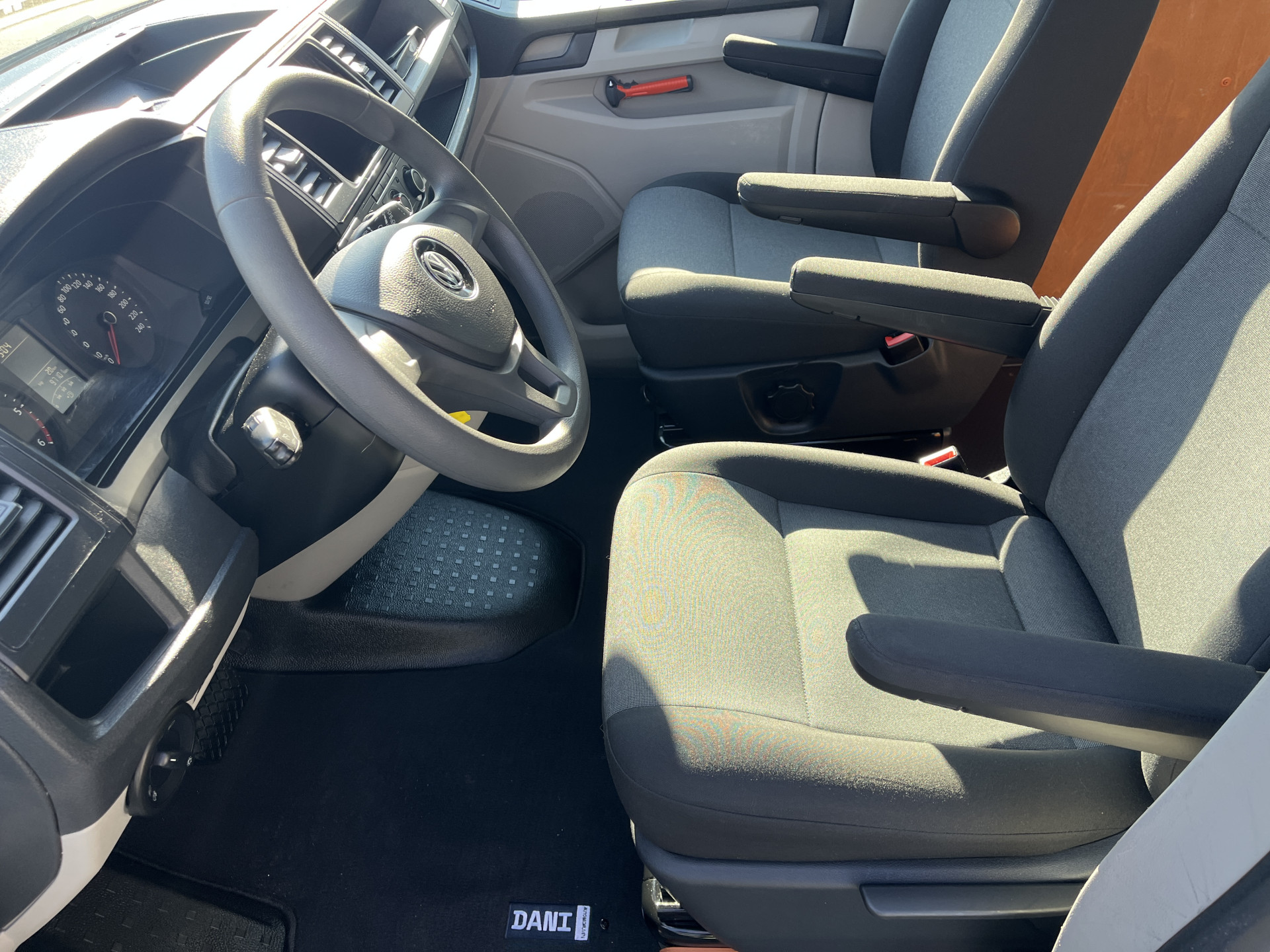 Foto van Volkswagen Transporter Kombi