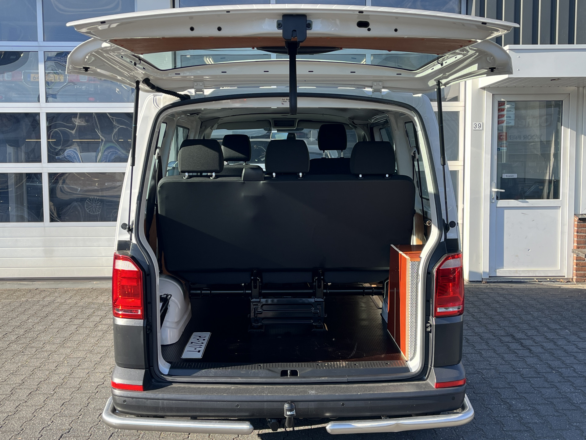 Foto van Volkswagen Transporter Kombi