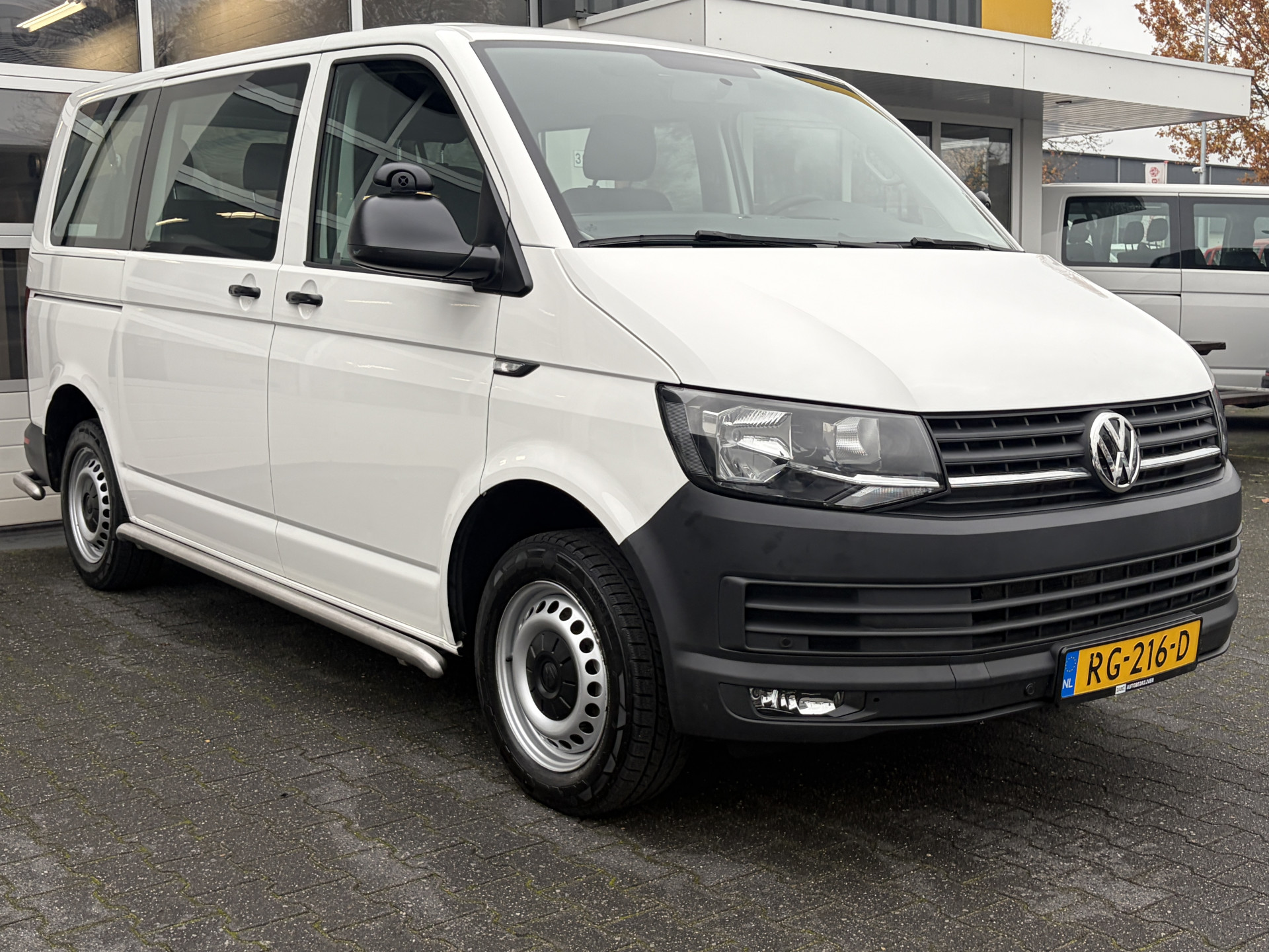 Volkswagen Kombi 2.0 TDI DSG Automaat L1H1 2017 - voorkant