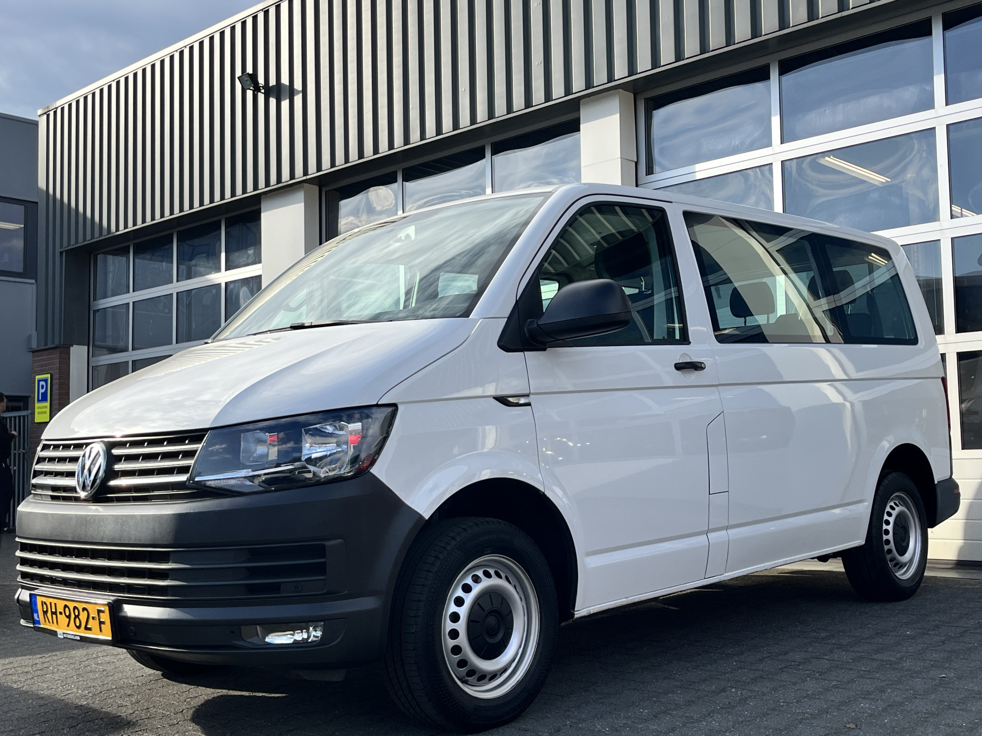 Foto van Volkswagen Kombi