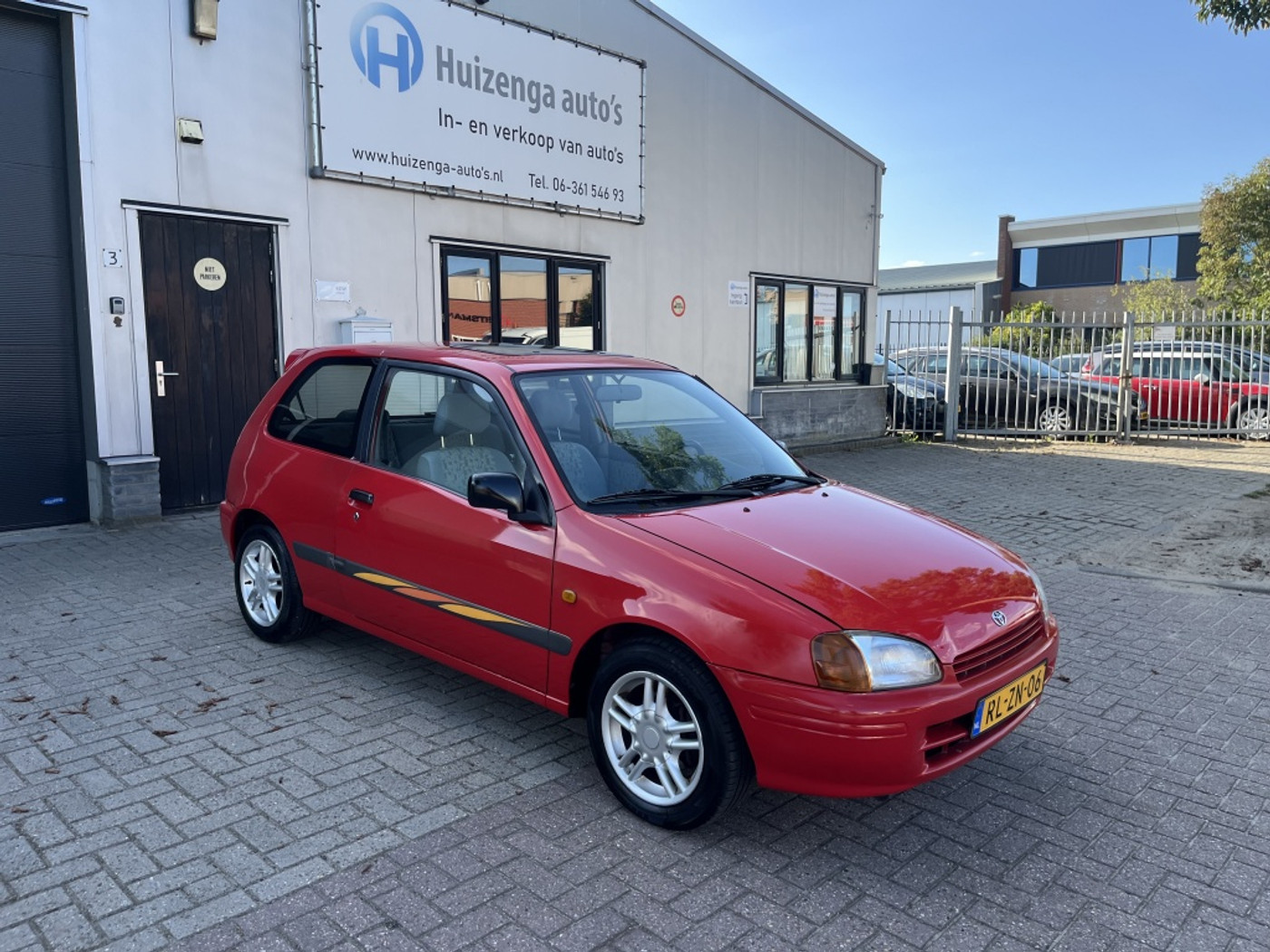 Toyota Starlet 1.3-16V | StuurBK| met APK! 1997 - voorkant