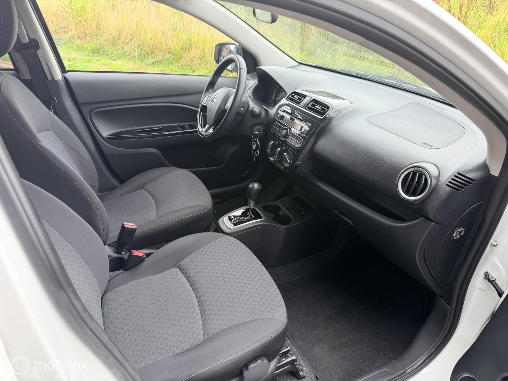 Foto van Mitsubishi Mitsubishi Space Star