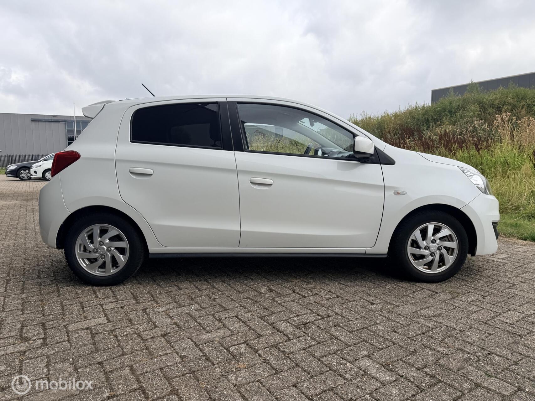 Foto van Mitsubishi Mitsubishi Space Star
