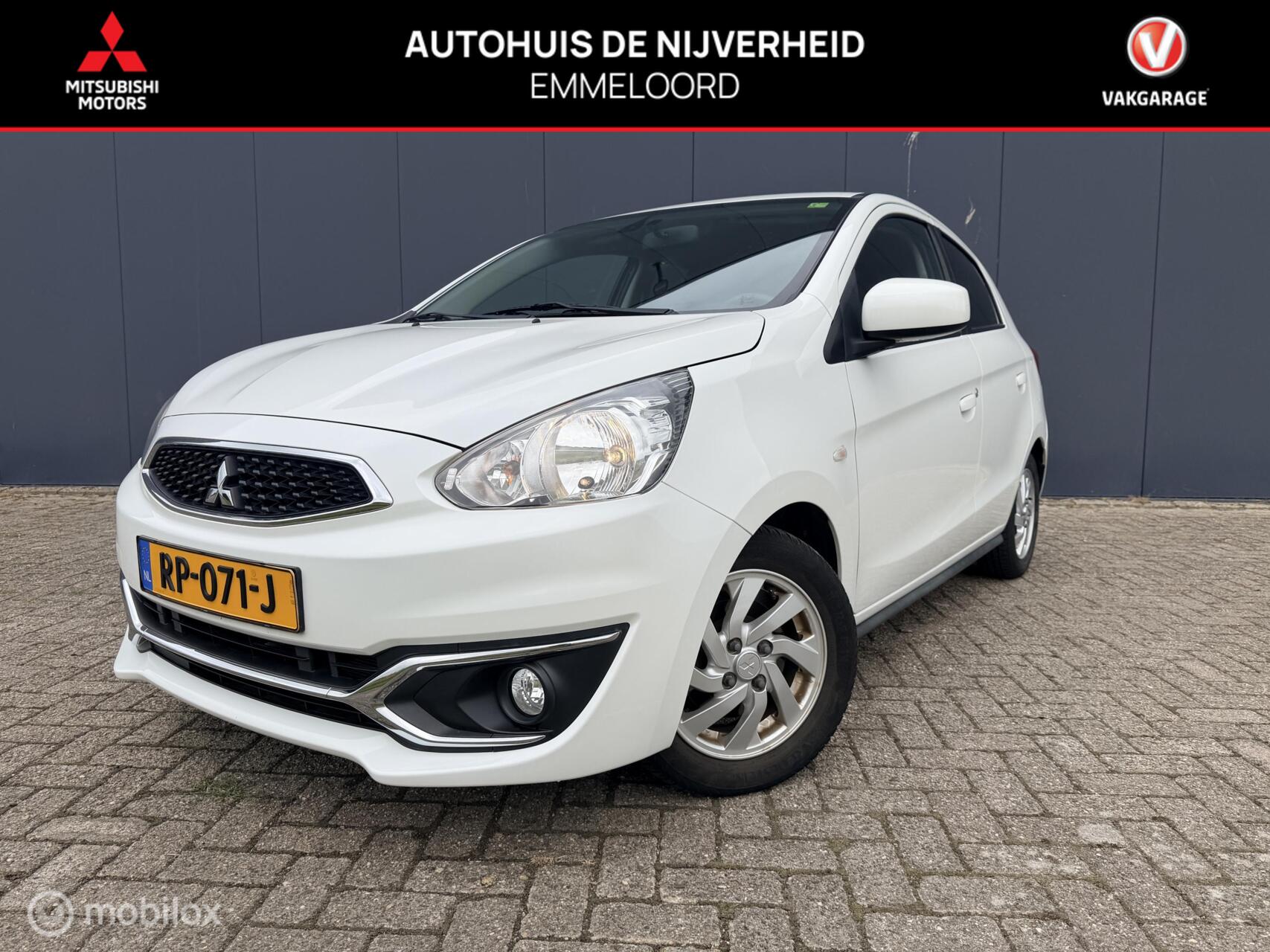 Mitsubishi Mitsubishi Space Star 1.0 Intense|trekhaak|allseason banden 2018 - voorkant