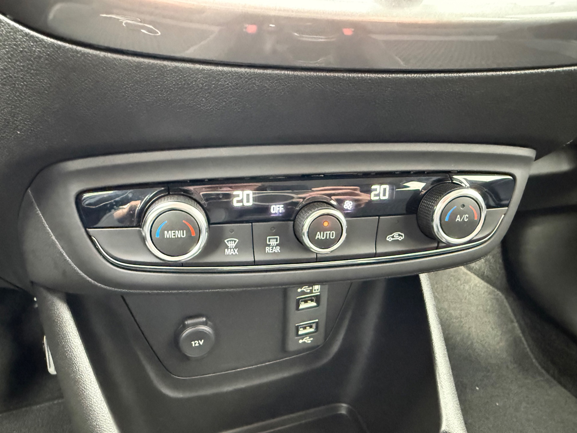 Foto van Opel Crossland X