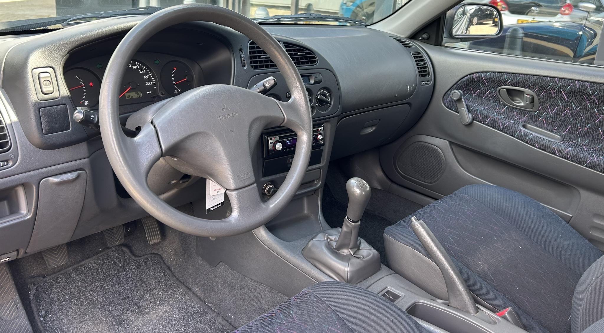 Foto van Mitsubishi Colt