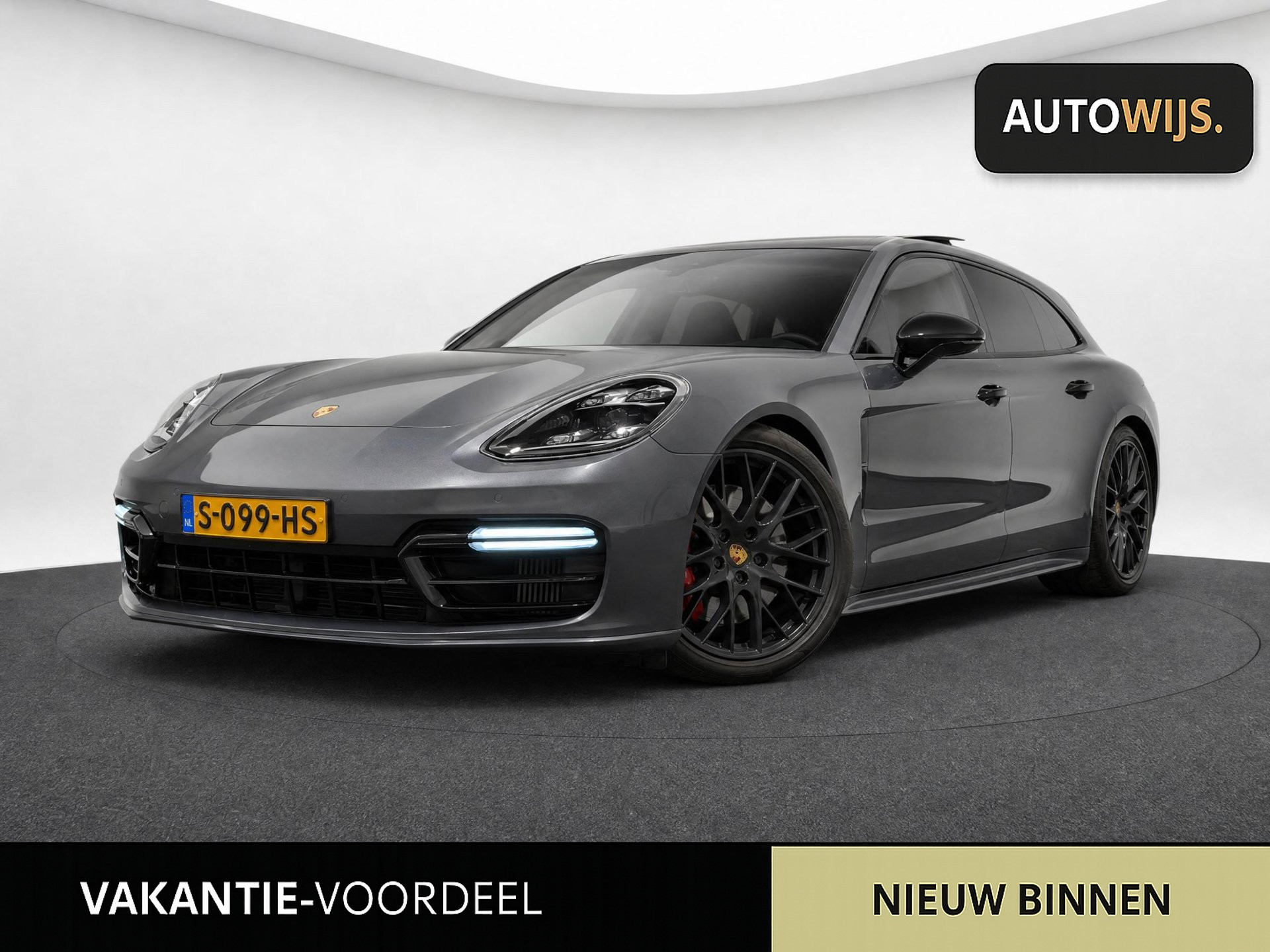 Porsche Panamera Sport Turismo 4.0 GTS 2019 - voorkant
