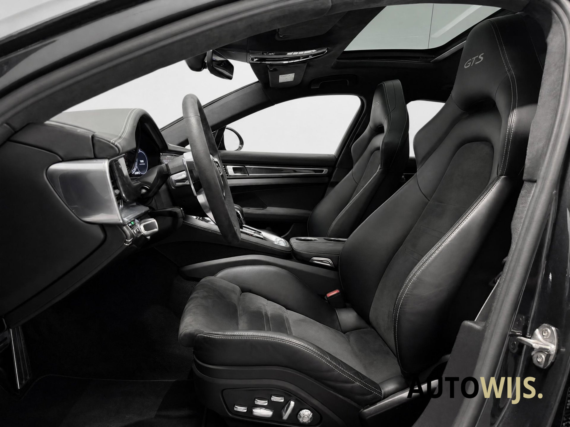 Foto van Porsche Panamera Sport Turismo