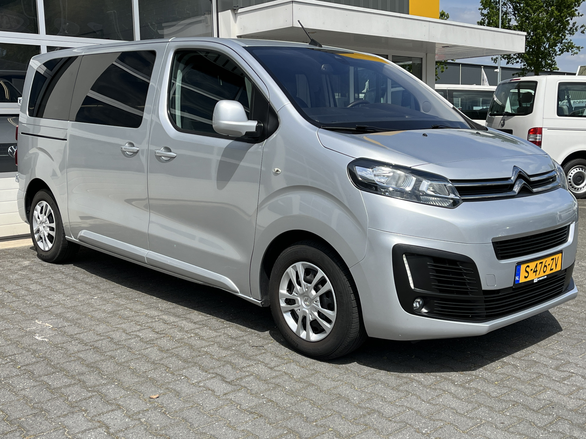 Citroen Spacetourer 1.6 BlueHDi 115 M S&S Business 2017 - voorkant