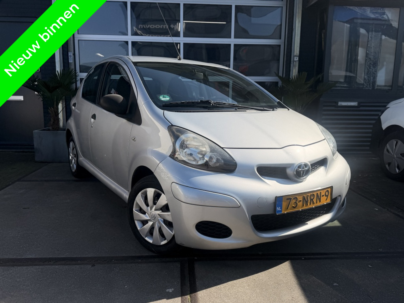 Toyota Aygo 1.0-12V Access 2010 - voorkant