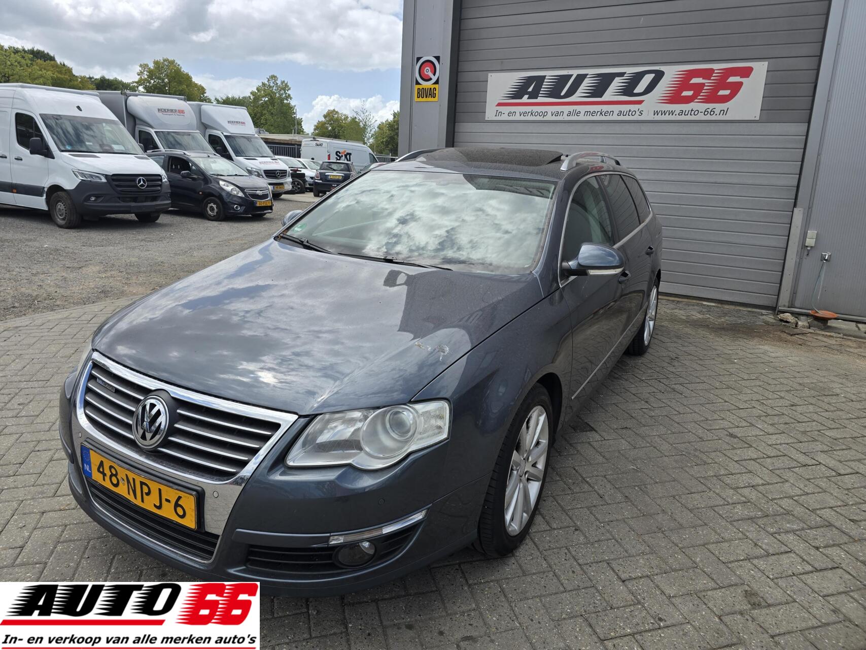Volkswagen Passat 1.4 TSI Highline BlueMotion Let op loop op 3 cilinders. 2010 - voorkant