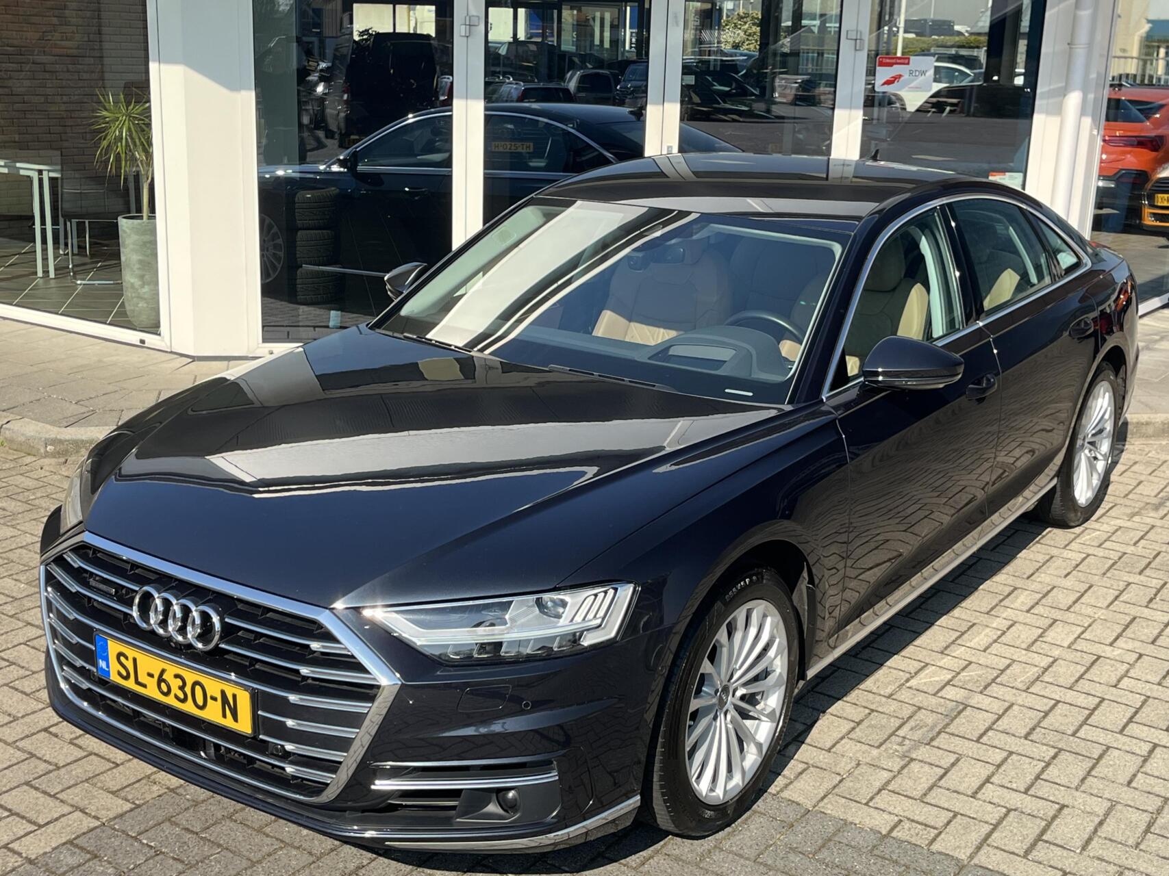 Foto van Audi A8
