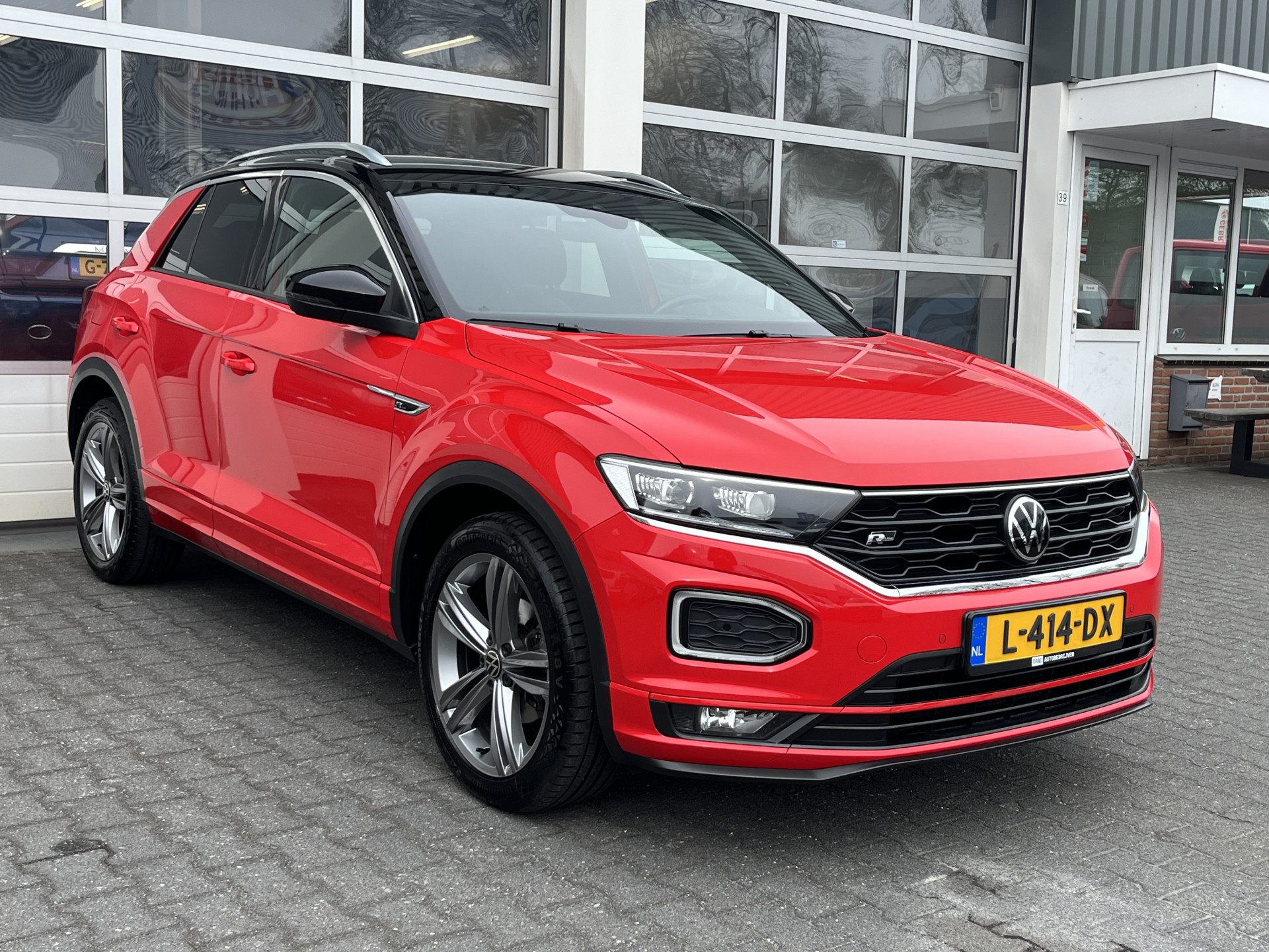 Volkswagen T-roc 1.5 TSI Sport Business R 2021 - voorkant