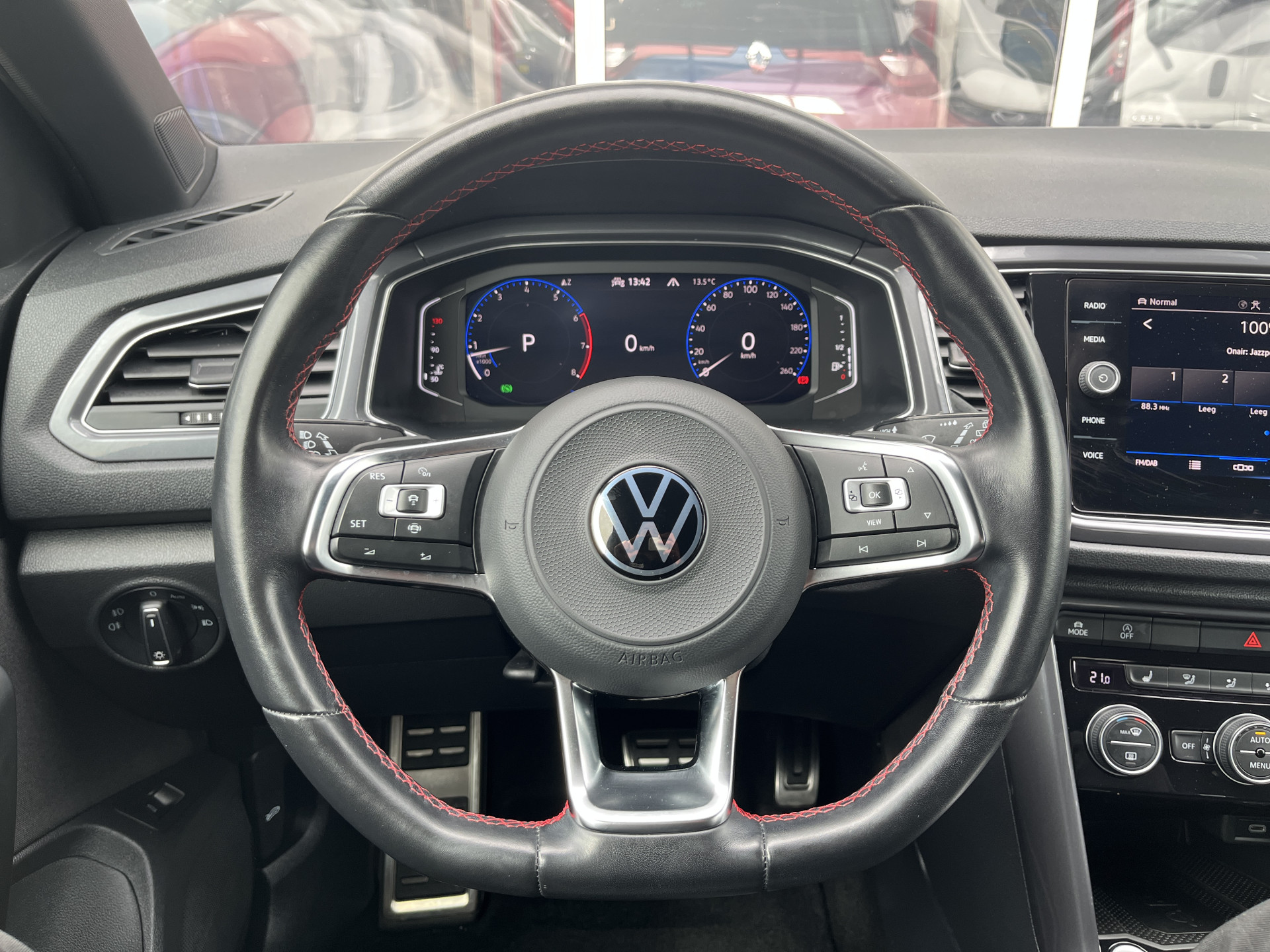Foto van Volkswagen T-roc