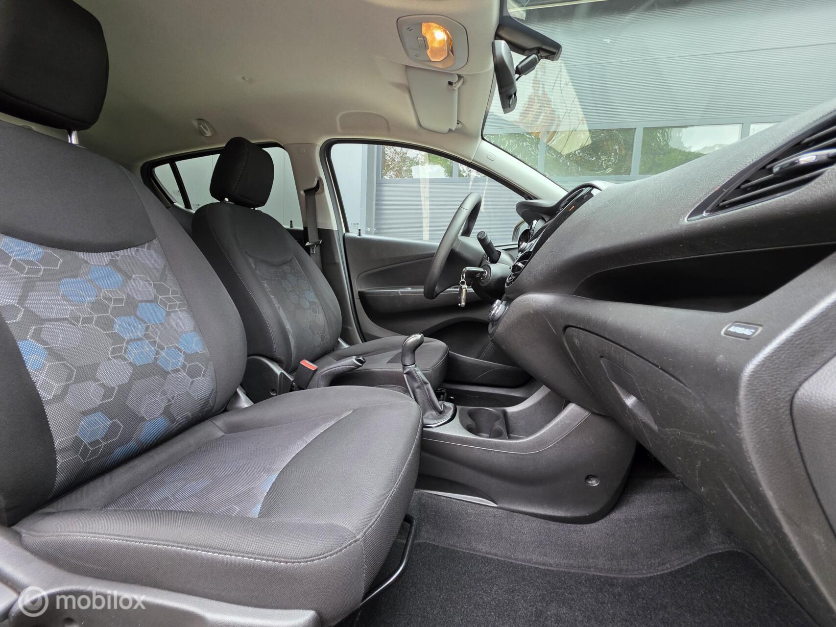 Foto van Opel Karl Rocks / Viva Rocks