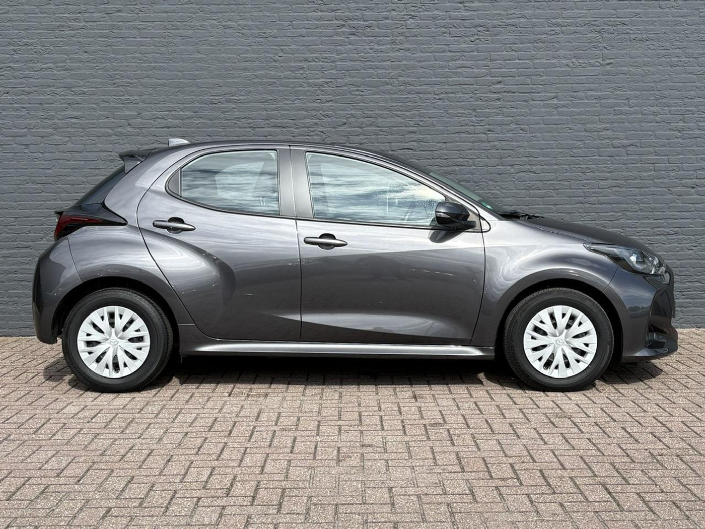 Foto van Mazda Mazda2 Hybrid