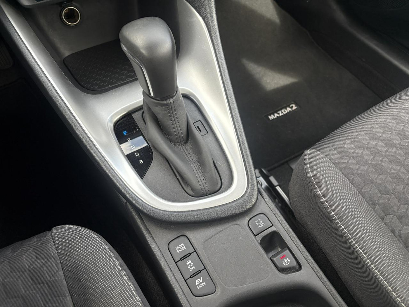 Foto van Mazda Mazda2 Hybrid