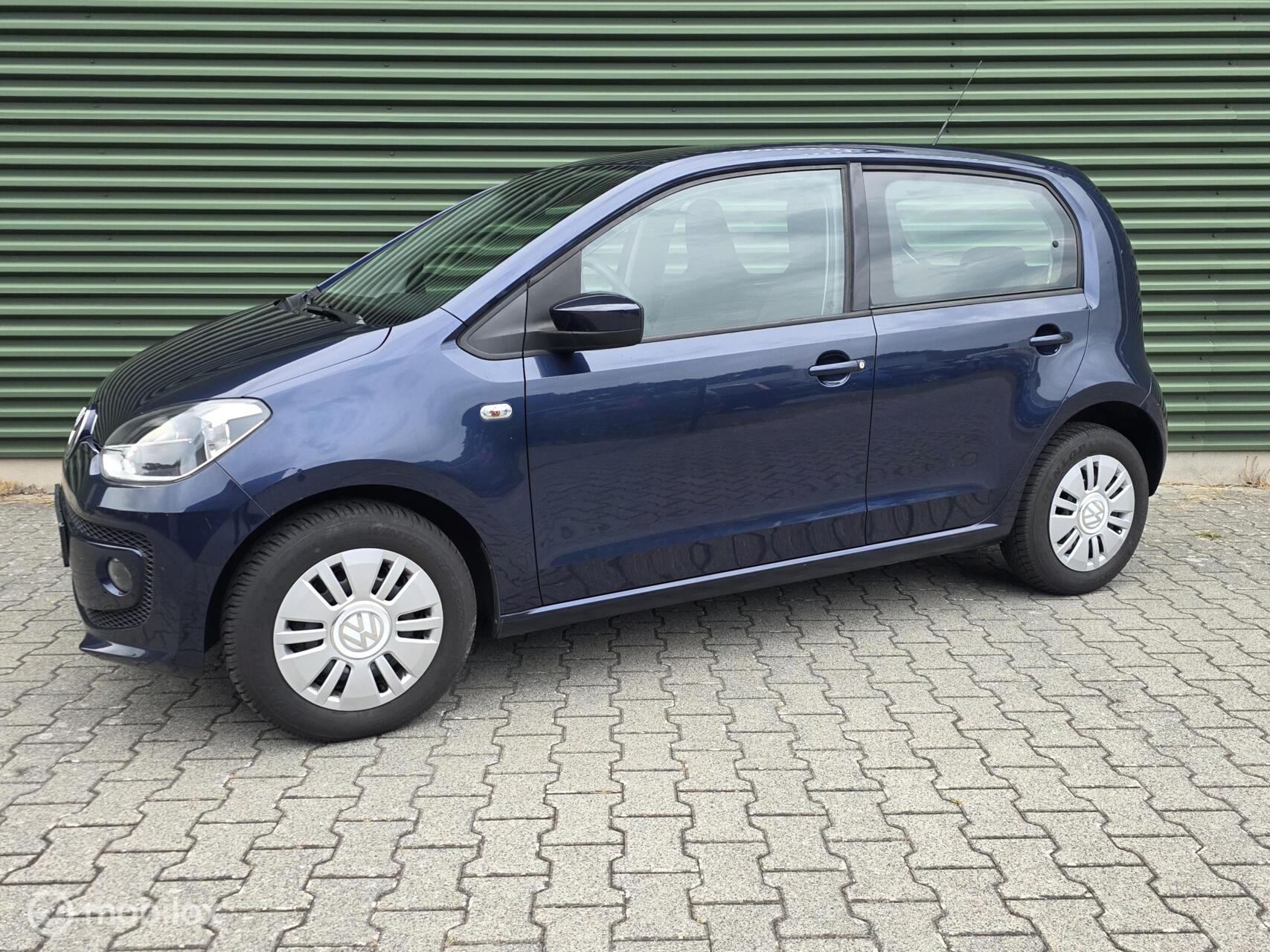 Volkswagen Up 1.0 high up!|Airco|Netjes|Stoel-Verwarming| 2012 - voorkant