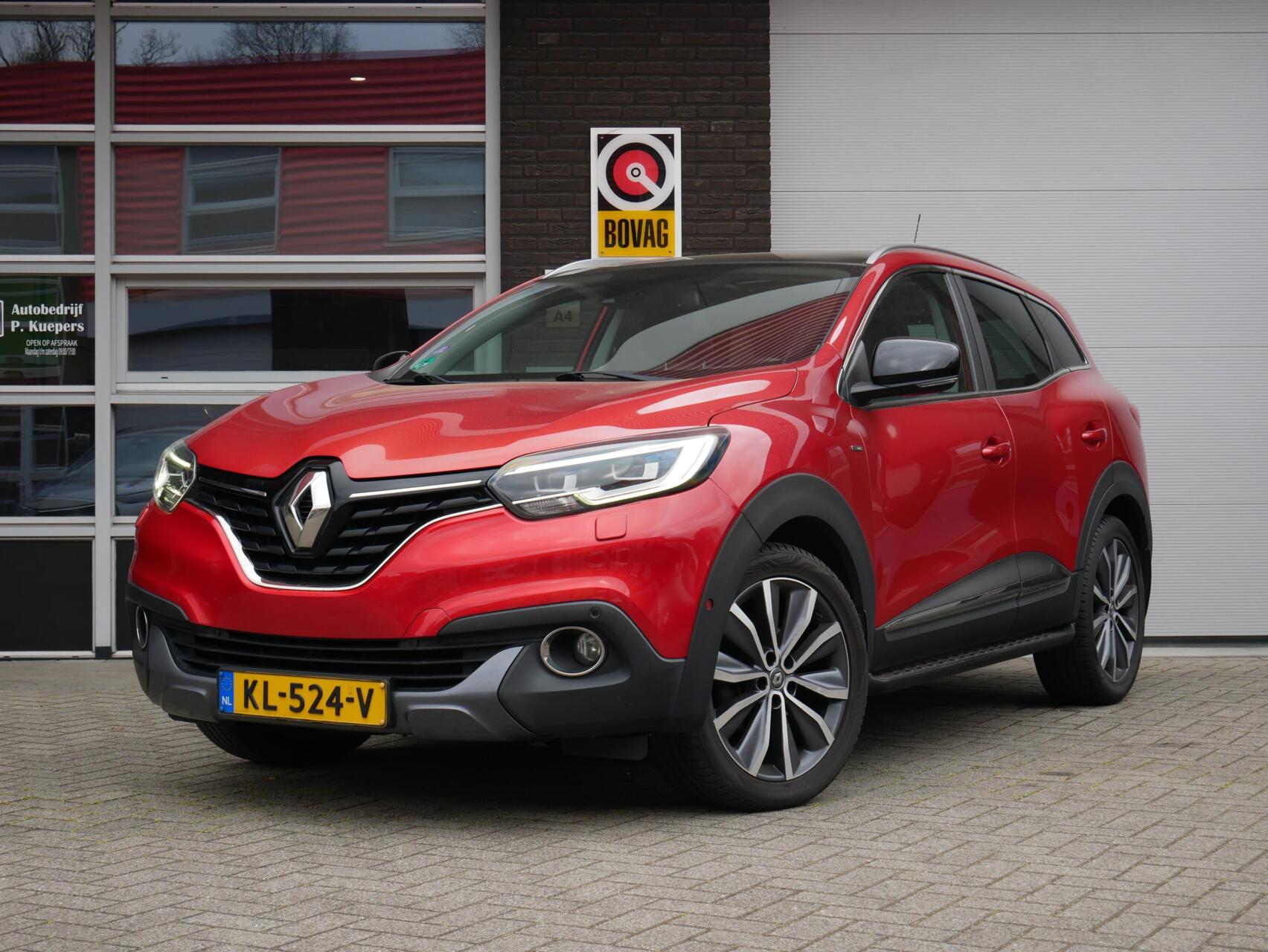 Renault Kadjar 1.2 TCe Bose NL Auto| Nieuwe ketting| Trekhaak| Pano Dealer onderhouden 2016 - voorkant
