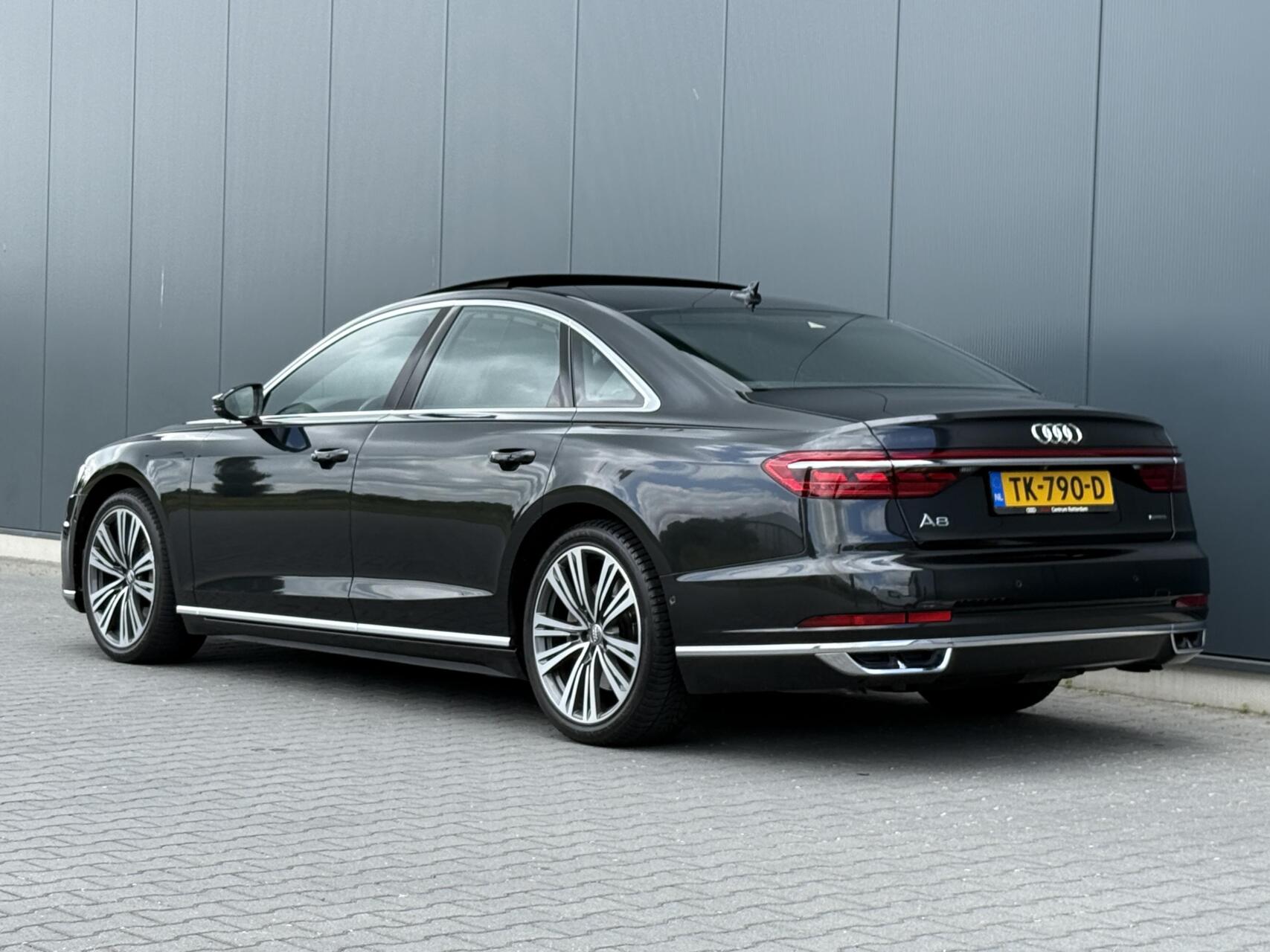 Foto van Audi A8