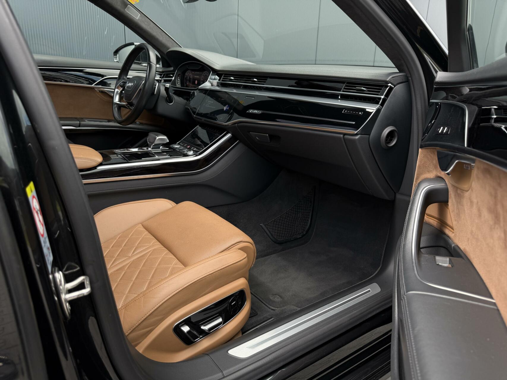 Foto van Audi A8