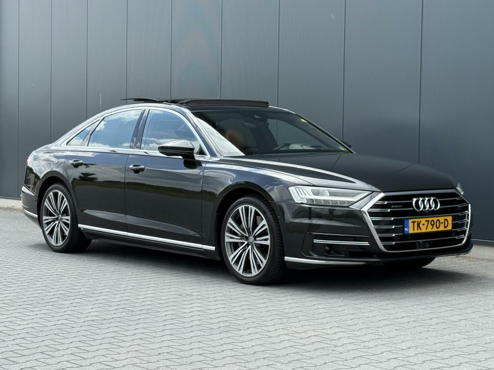 Foto van Audi A8
