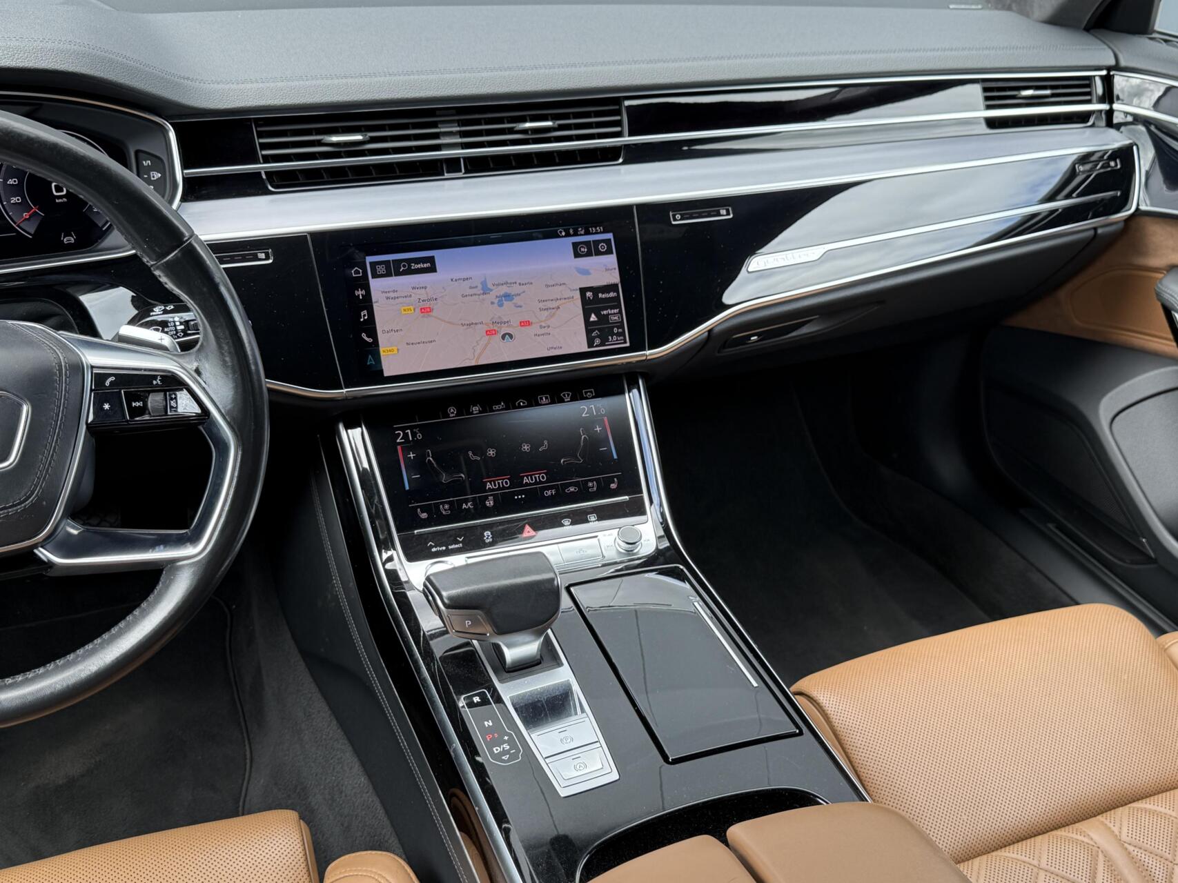 Foto van Audi A8
