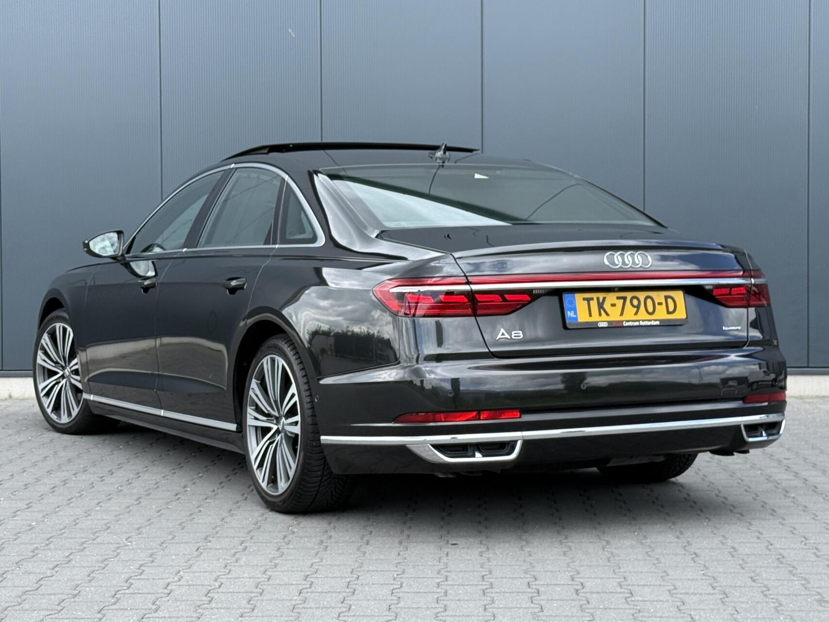 Foto van Audi A8