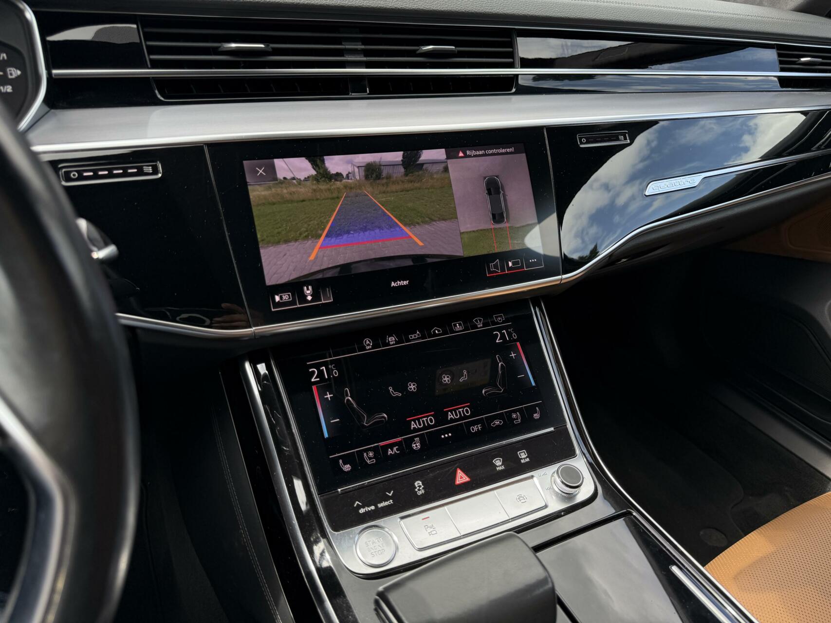 Foto van Audi A8