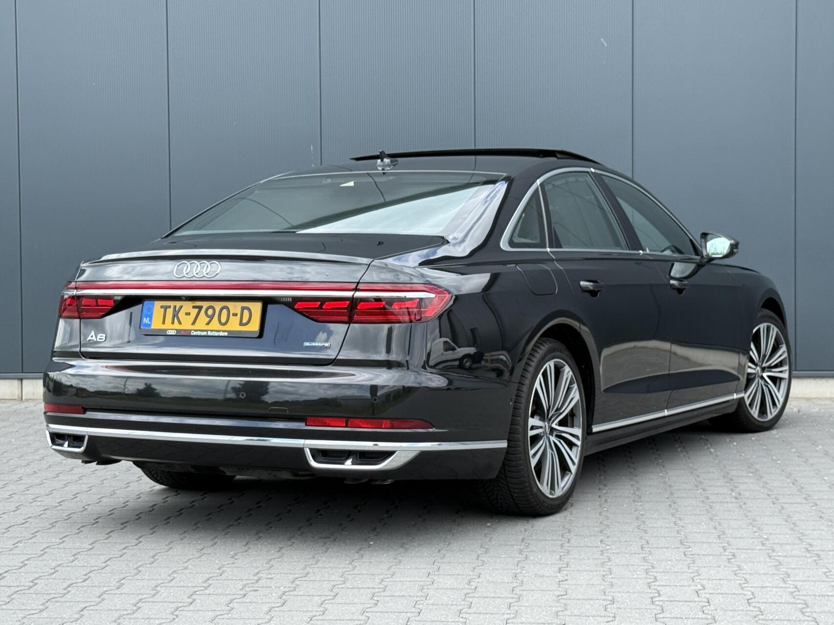 Foto van Audi A8