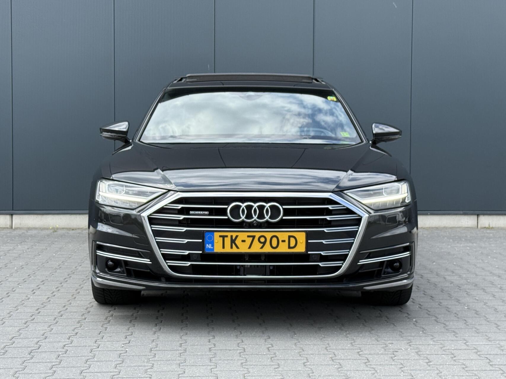 Foto van Audi A8