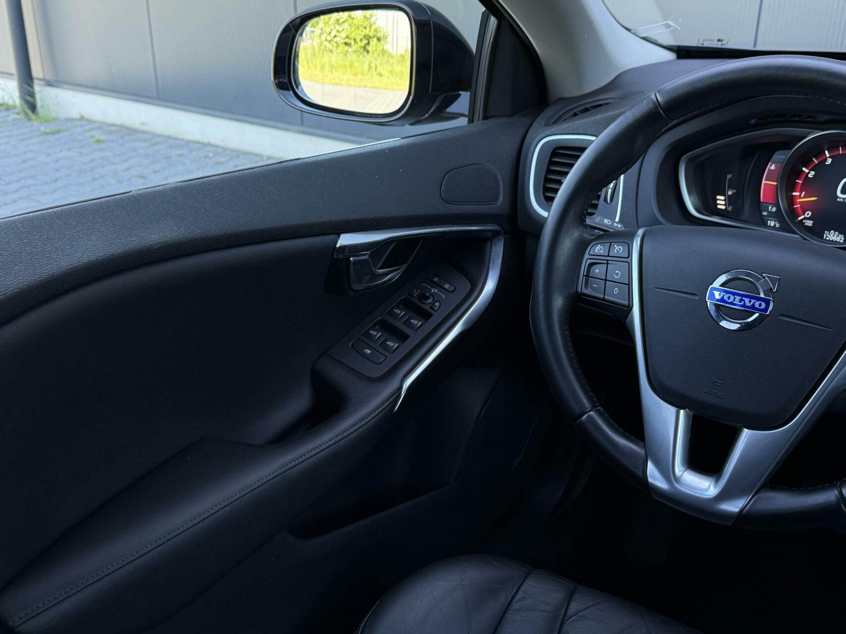 Foto van Volvo V40 Cross Country
