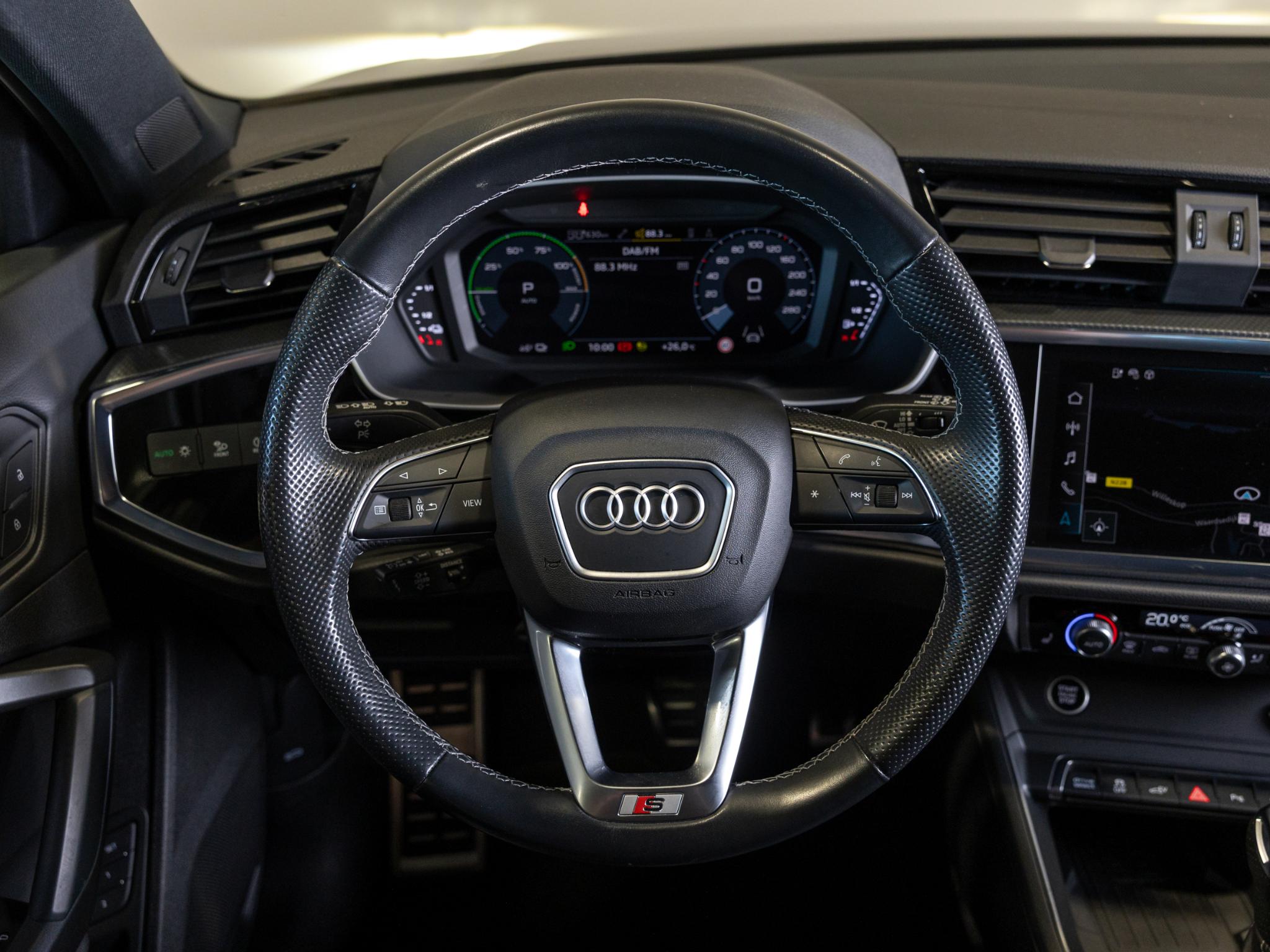 Foto van Audi Q3 Sportback E-tron