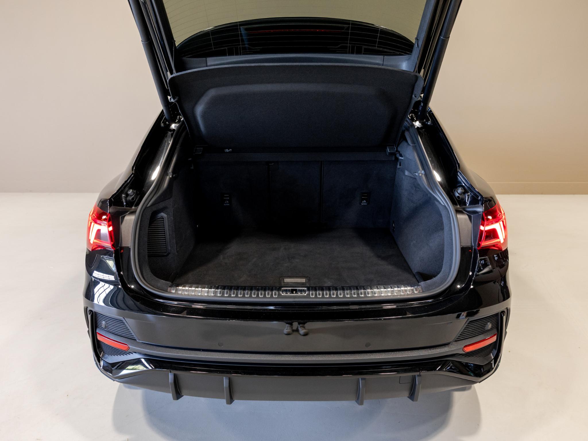 Foto van Audi Q3 Sportback E-tron