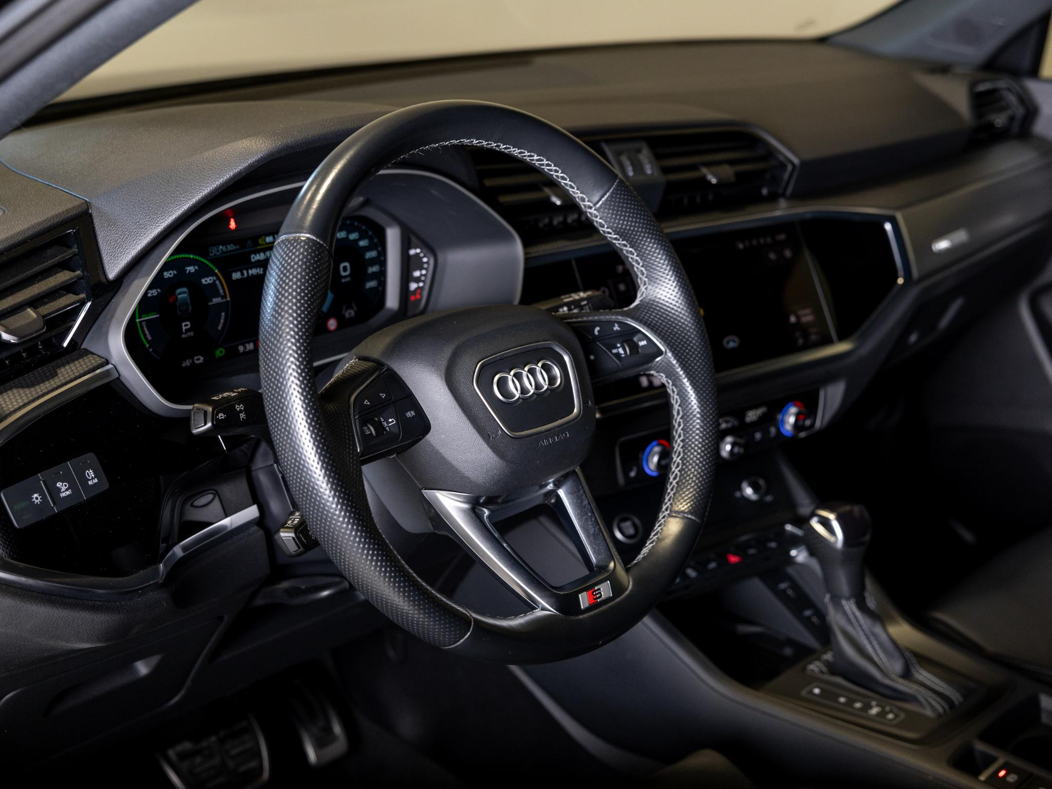 Foto van Audi Q3 Sportback E-tron