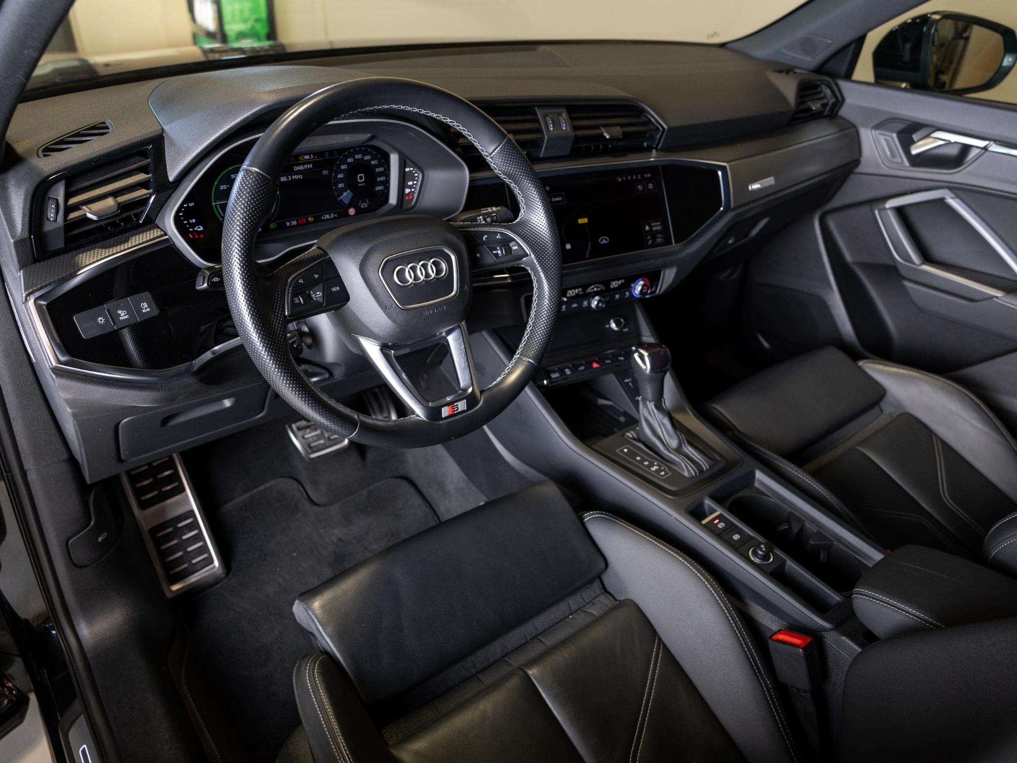Foto van Audi Q3 Sportback E-tron