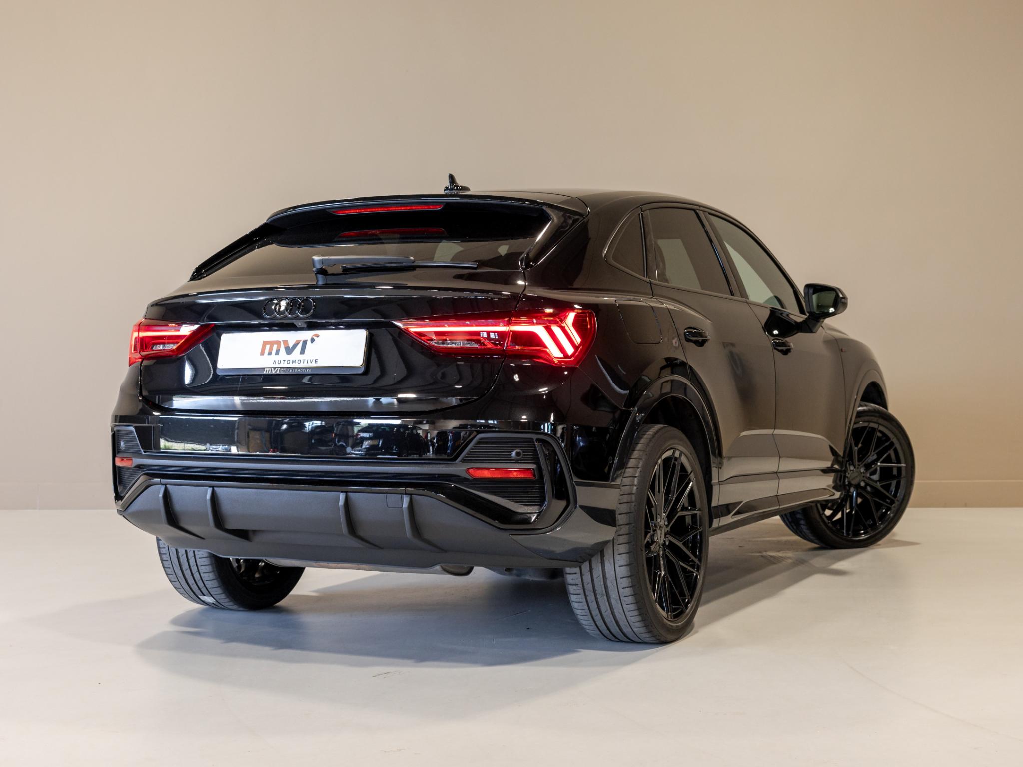 Foto van Audi Q3 Sportback E-tron