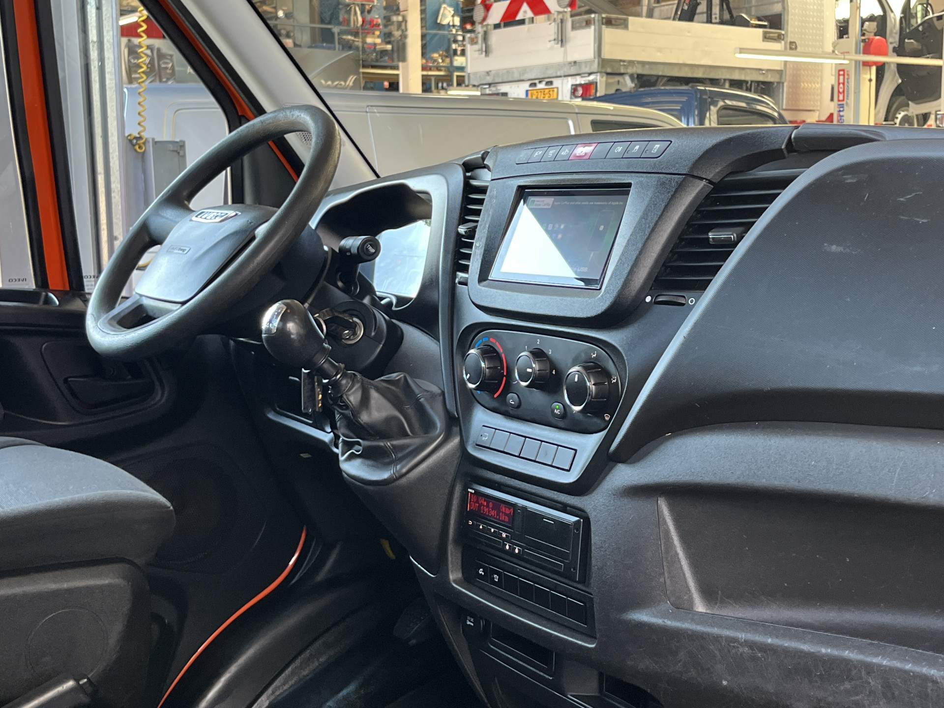 Foto van Iveco 35c14