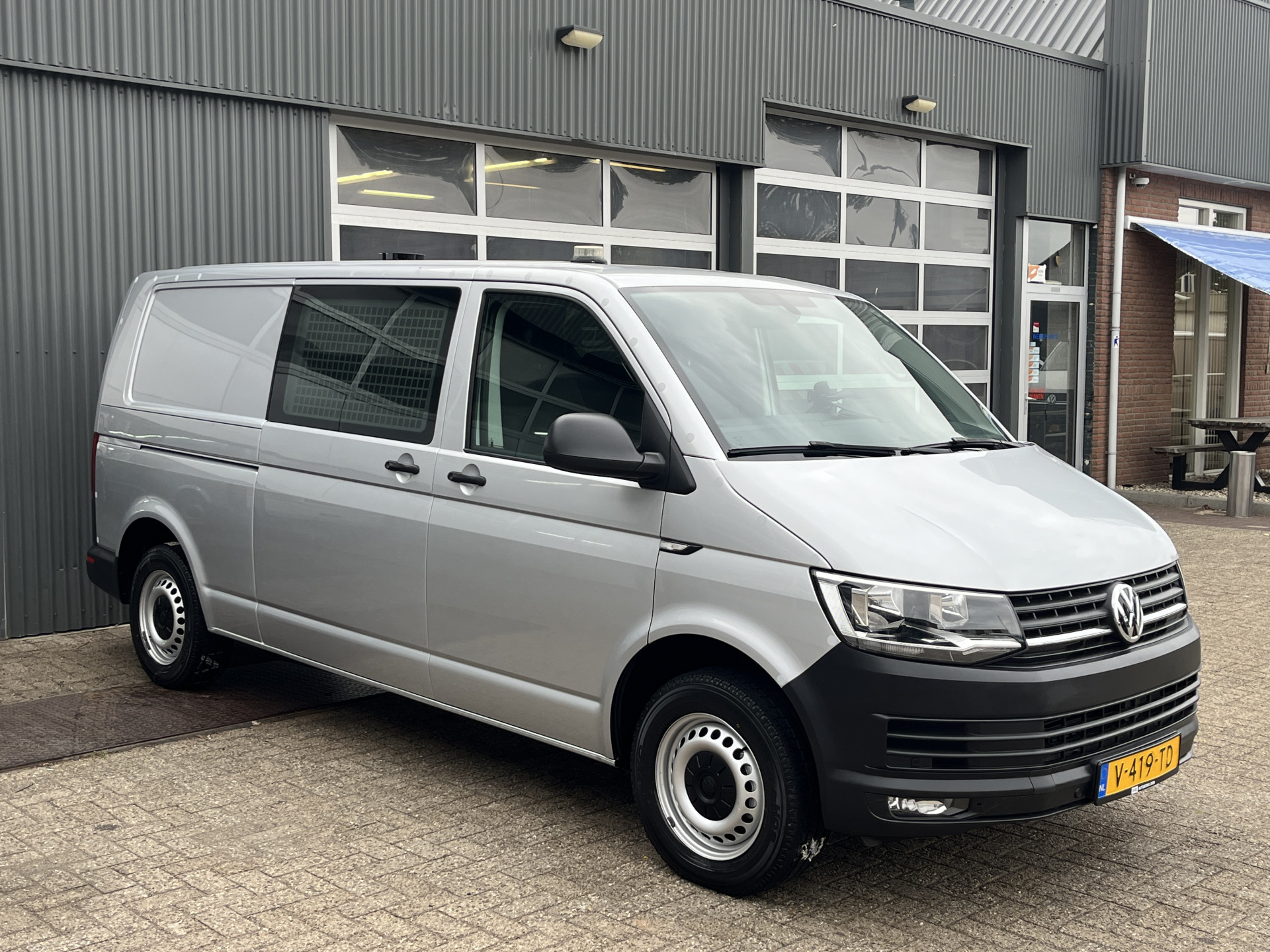 Volkswagen Transporter LNFM6501116NVR237MMG3SL6533 2018 - voorkant