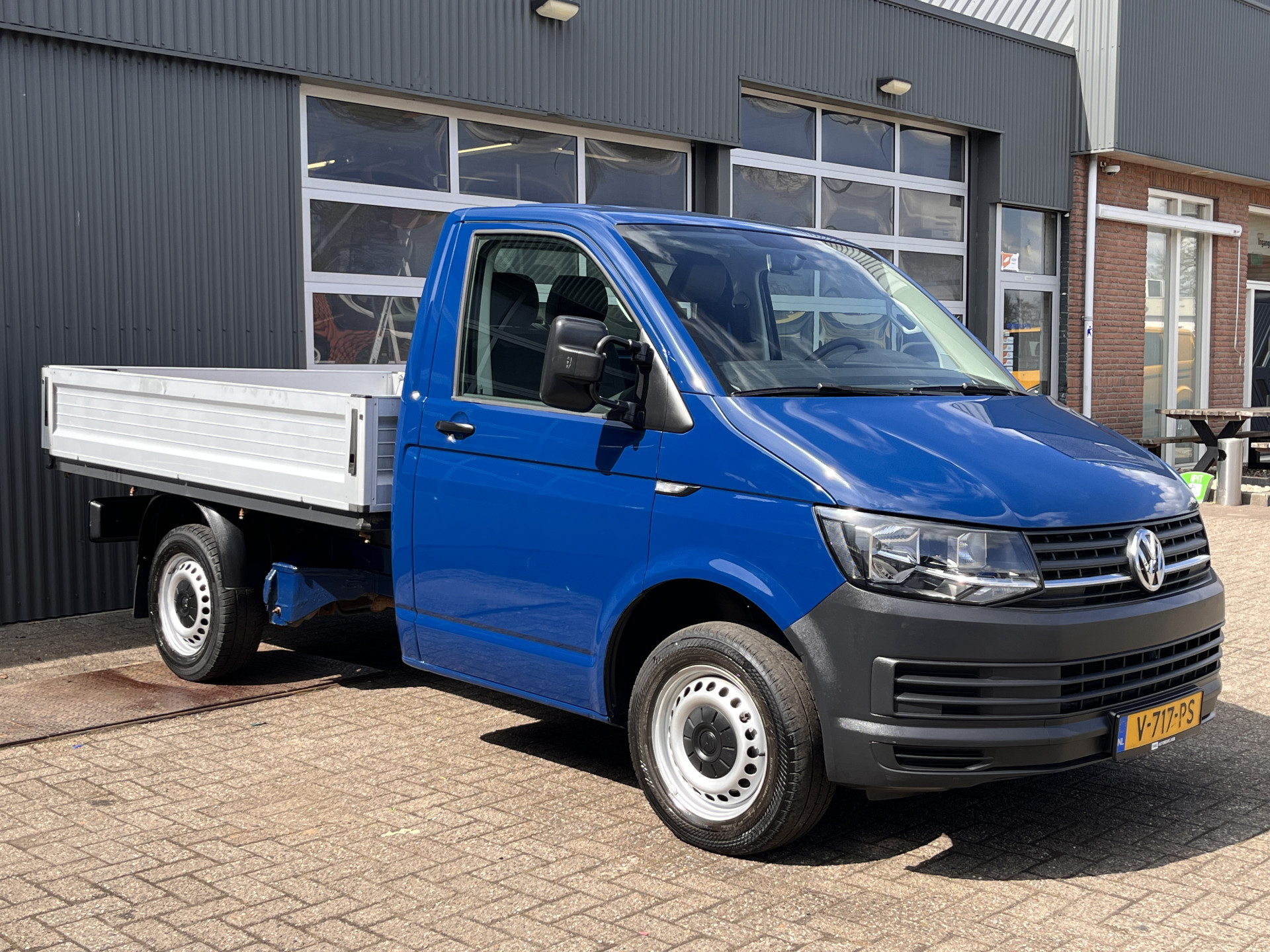 Volkswagen Transporter 2.0 TDI 2018 - voorkant