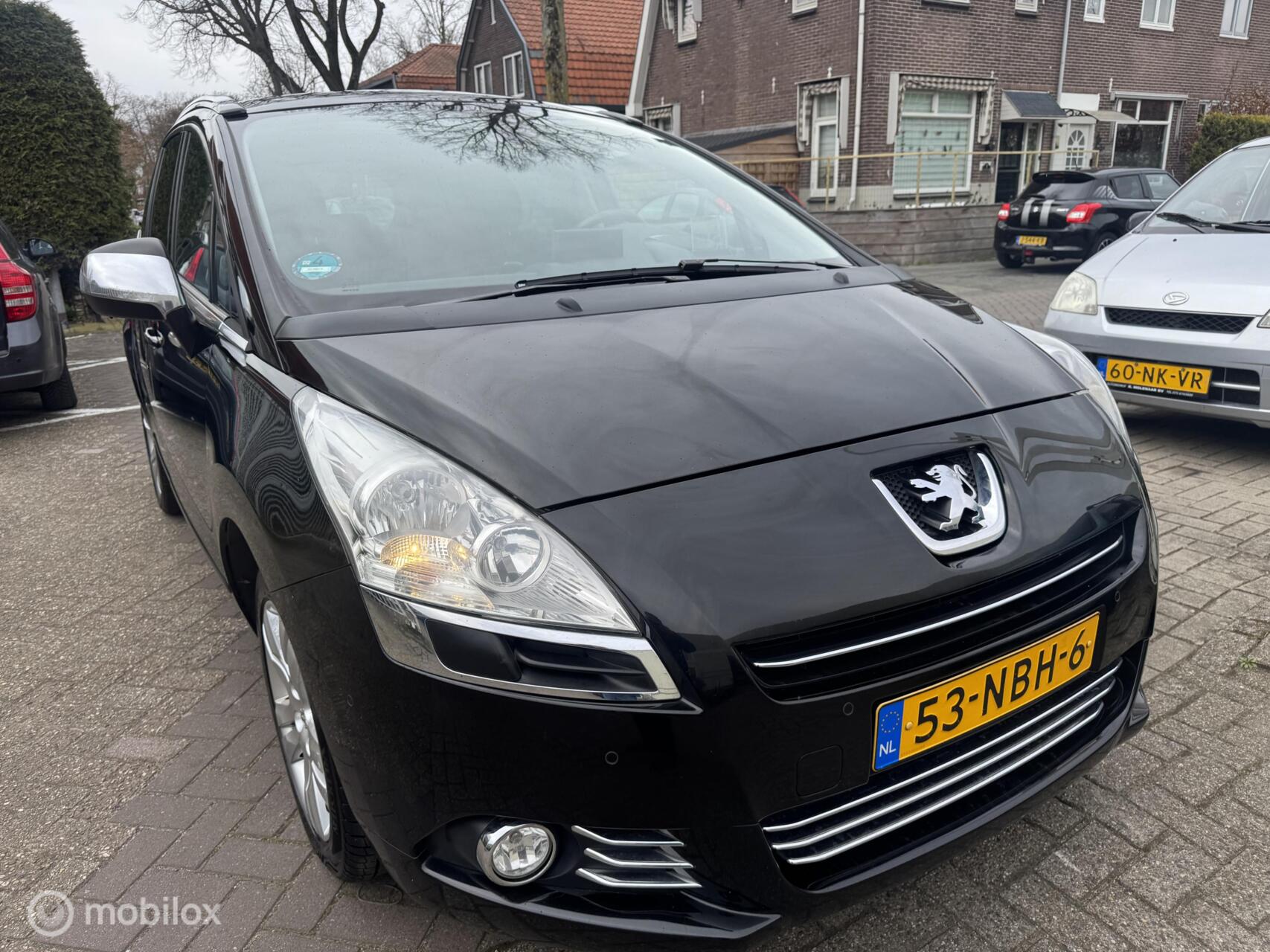 Foto van Peugeot 5008