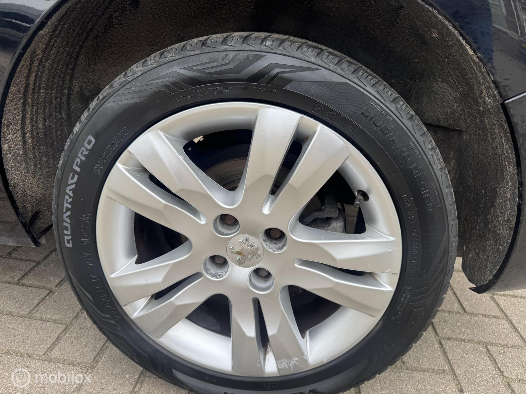 Foto van Peugeot 5008