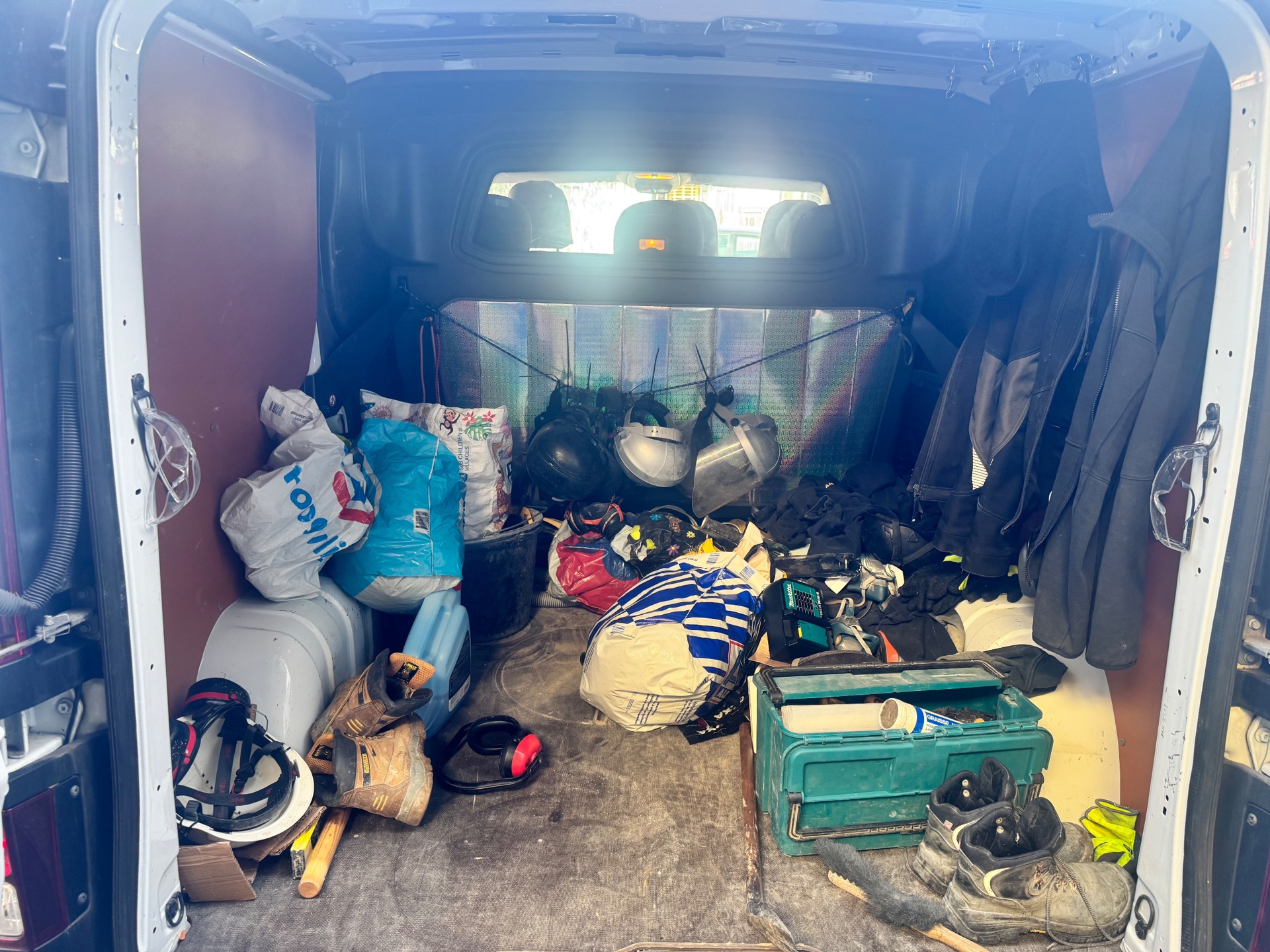 Foto van Opel Vivaro-b