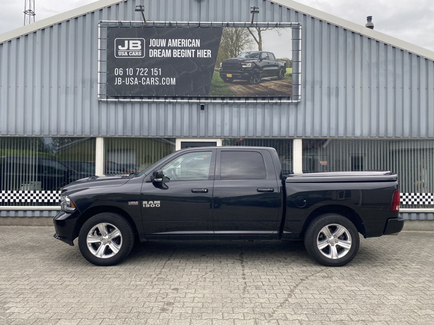 Foto van Dodge Ram 1500 Sport