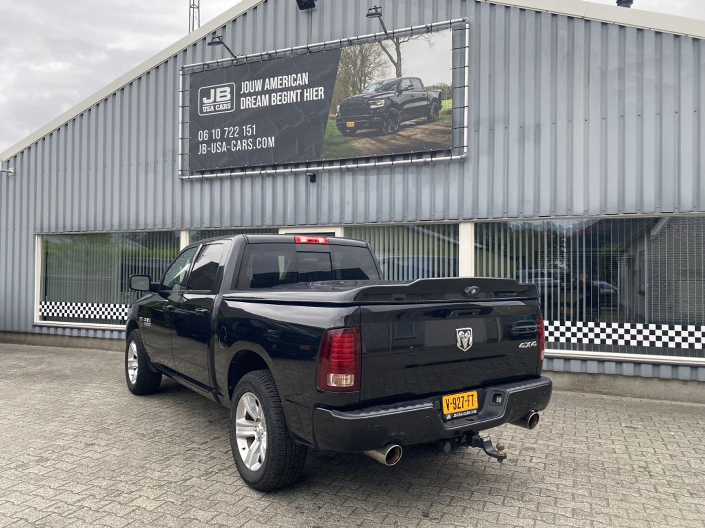 Foto van Dodge Ram 1500 Sport