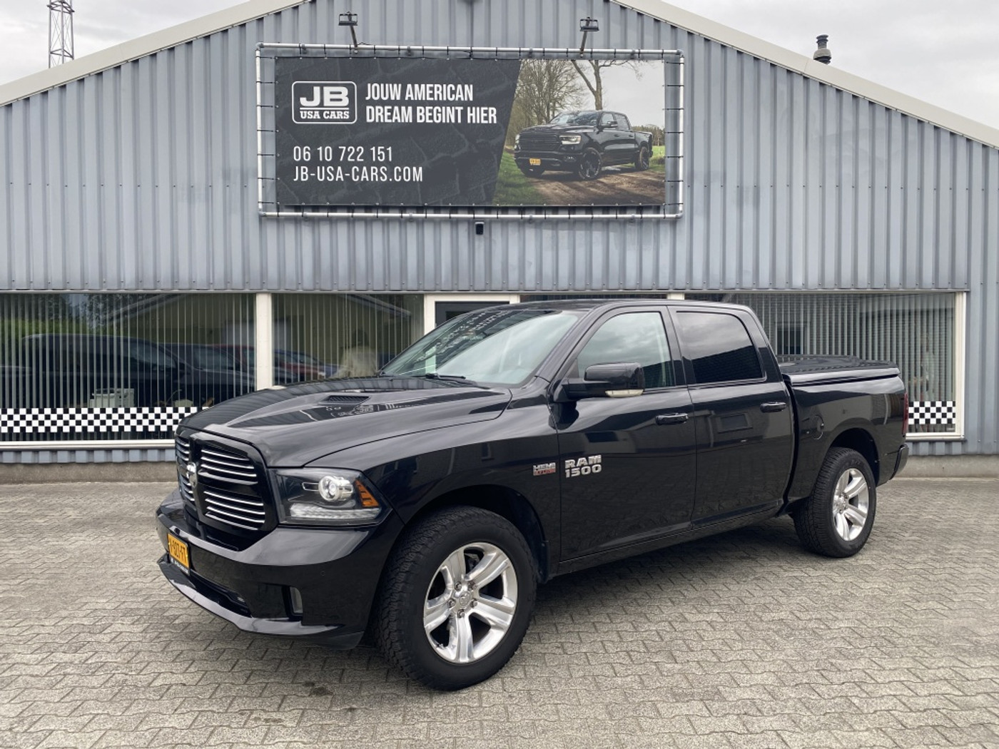 Foto van Dodge Ram 1500 Sport