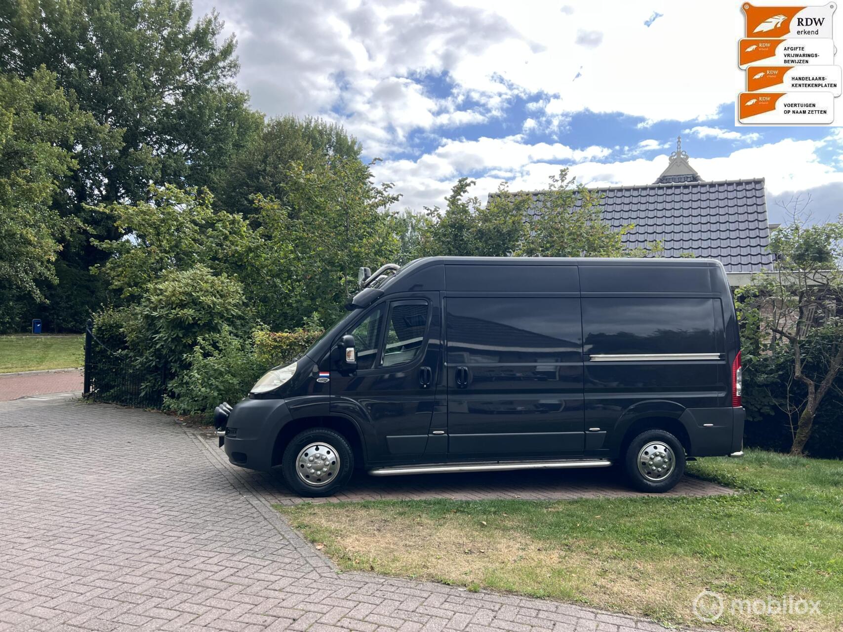 Peugeot Peugeot Boxer 330 2.2 HDI L2H2 Profit+ 2013 - voorkant